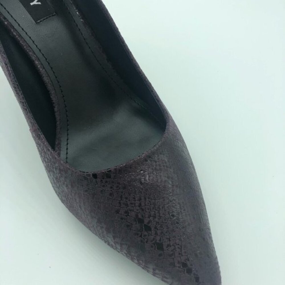 DKNY Purple Snakeskin Embossed Pointed Toe Platform Pumps High Heels - Picture 7 of 7